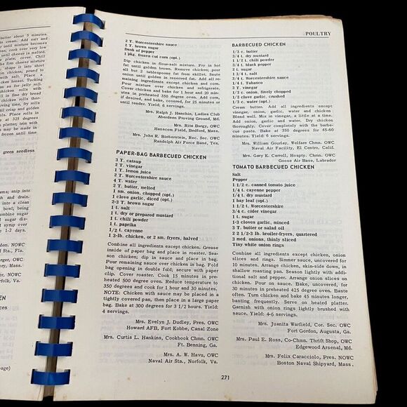 Recipes on Parade Military Officers' Wives Cookbook Meat Poultry Seafood 1964 - Picture 4 of 5